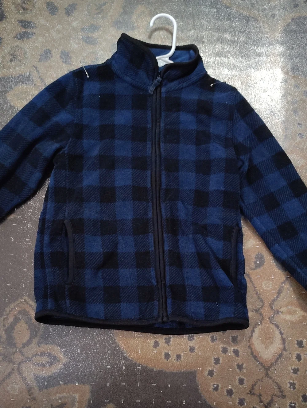 7/8 Uniqlo Fleece Jacket $25